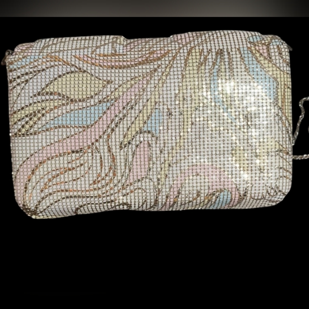 Gold and Silver Clutch with Elegant Metallic Design - Picture 2 of 7
